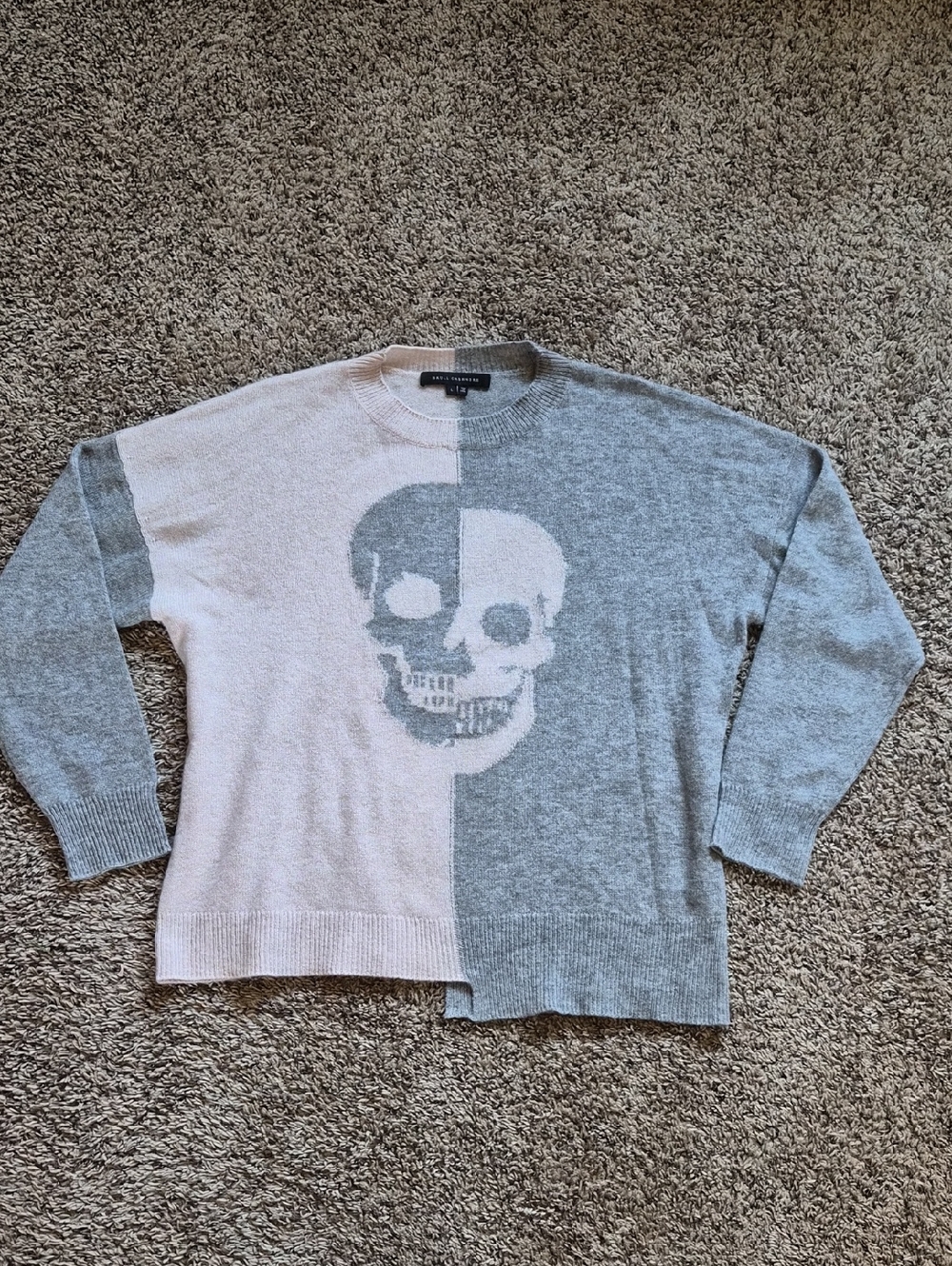 Skull Cashmere Two-Tone Sweater With Asymetric Hemline